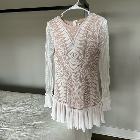 Hello Molly Spend All Your Time Waiting White Dress - Picture 1 of 6